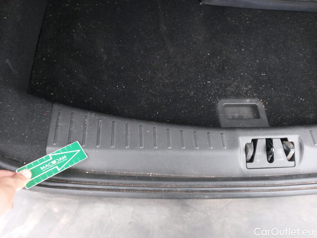  Ford  Kuga FORD  / 2016 / 5P / todoterreno 1.5 EcoBoost 88kW 4x2 Trend+ (CX) #20