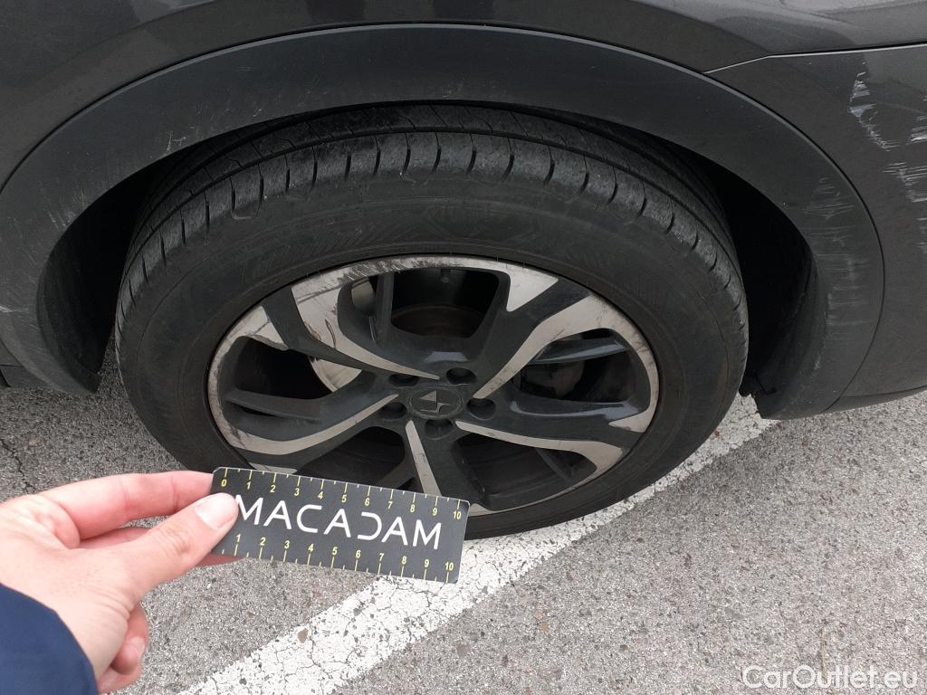  DS  DS7 DS DS 7 Crossback / 2017 / 5P / todoterreno BlueHDi DE 96kW (130CV) Auto. CHIC (AC) #5