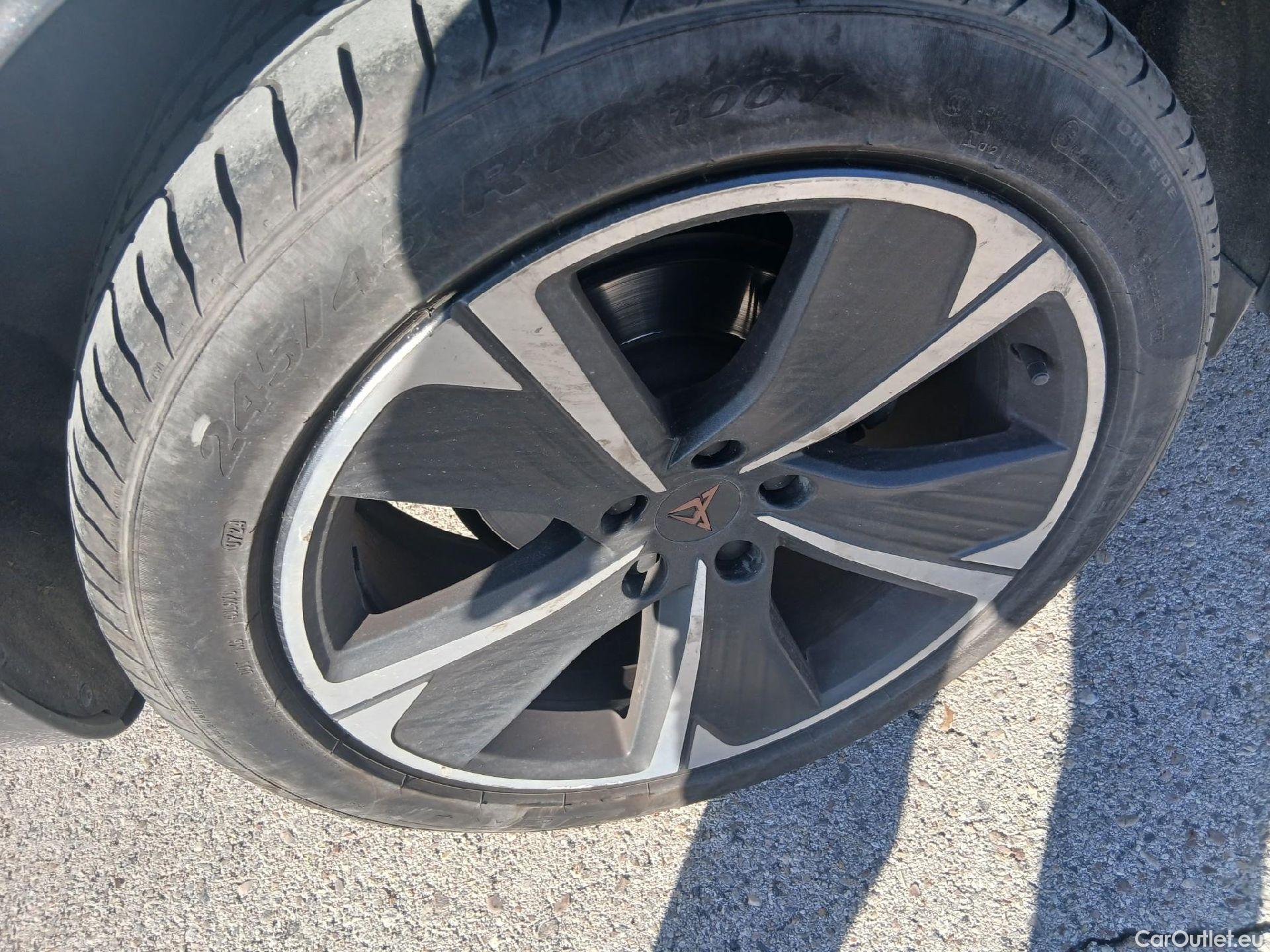  Cupra  Formentor CUPRA  / 2020 / 5P / todoterreno 1.4 e-Hybrid 150kW (204 CV) DSG (AC) #32