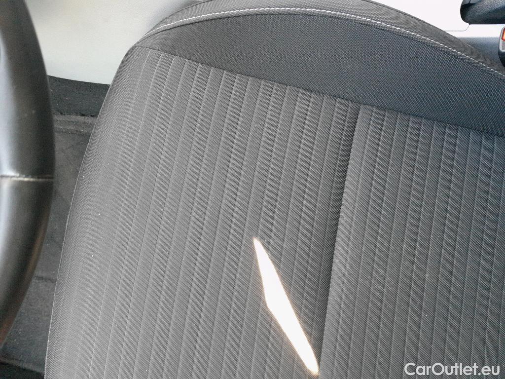  Hyundai  i20 HYUNDAI  / 2020 / 5P / berlina con portón 1.0 TGDI 74kW (100CV) 48V Tecno #4