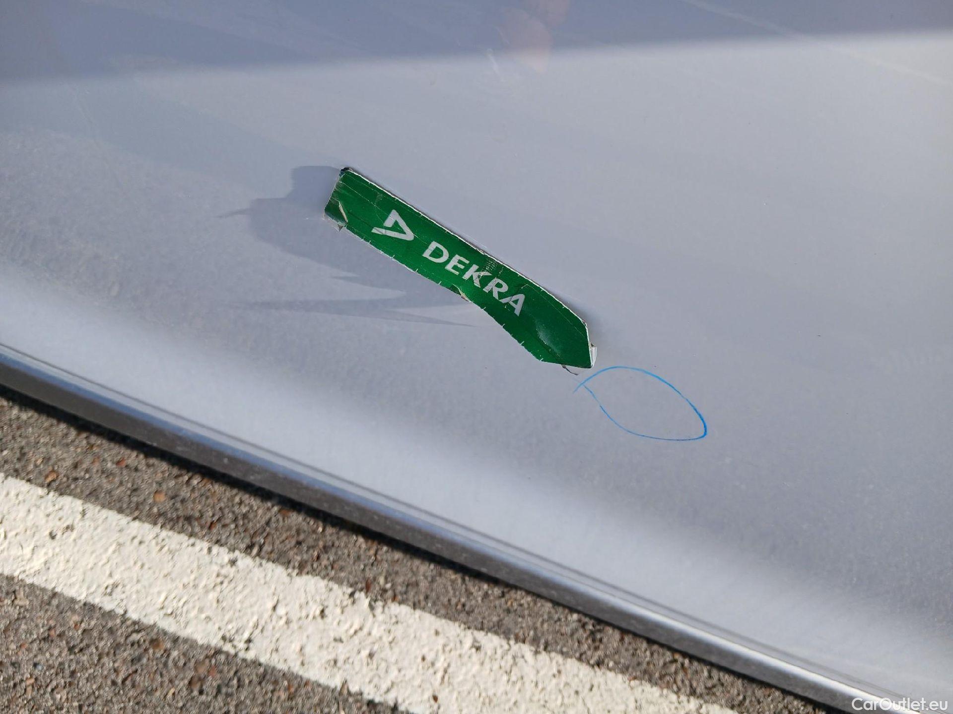  Hyundai   Ioniq HYUNDAI / 2019 / 5P / berlina con portón 1.6 GDI HEV Tecno DCT #36