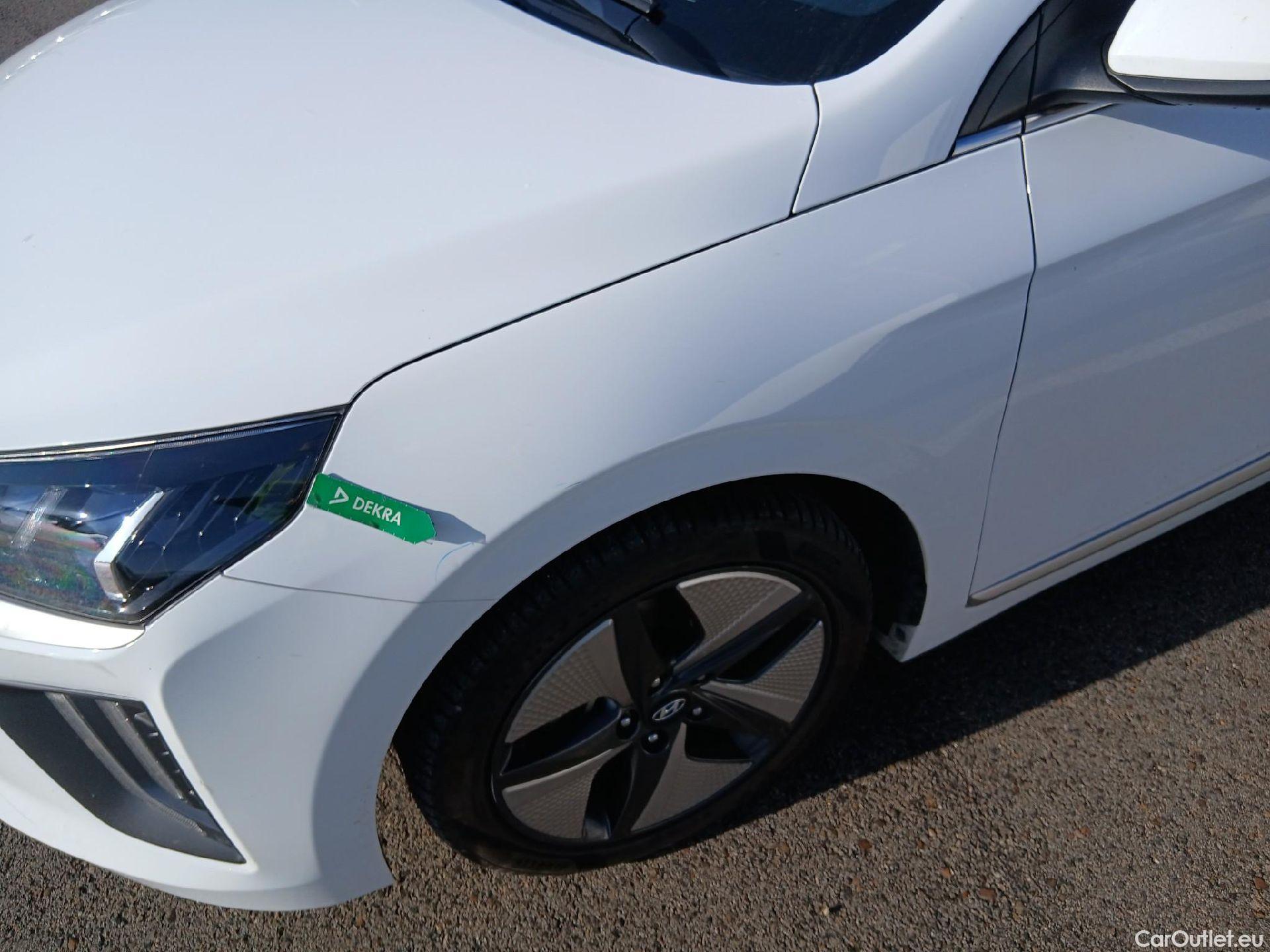  Hyundai   Ioniq HYUNDAI / 2019 / 5P / berlina con portón 1.6 GDI HEV Tecno DCT #11