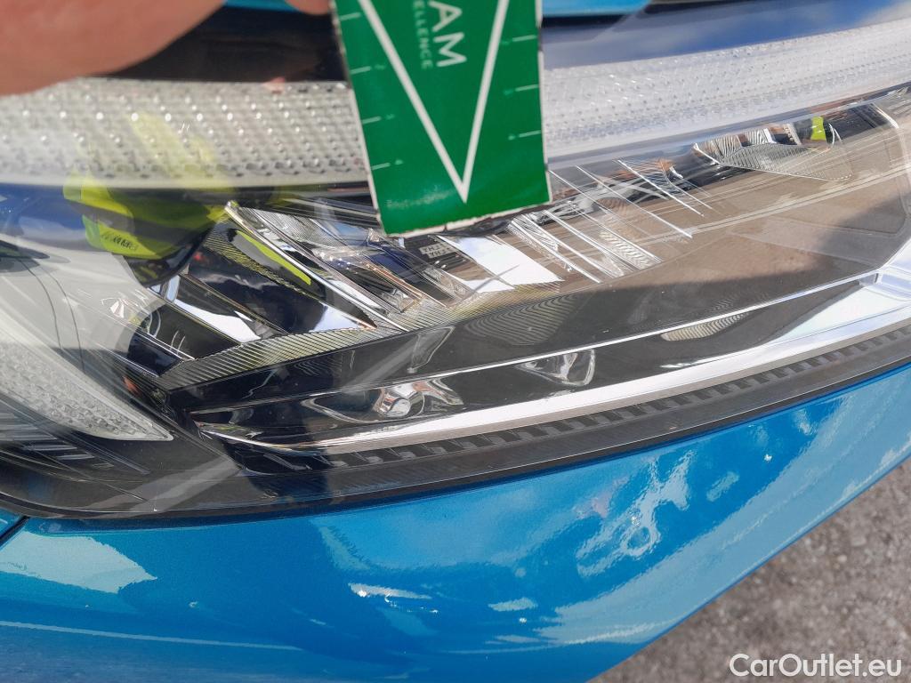  Hyundai  i20 HYUNDAI  / 2020 / 5P / berlina con portón 1.0 TGDI 74kW (100CV) 48V Tecno #2