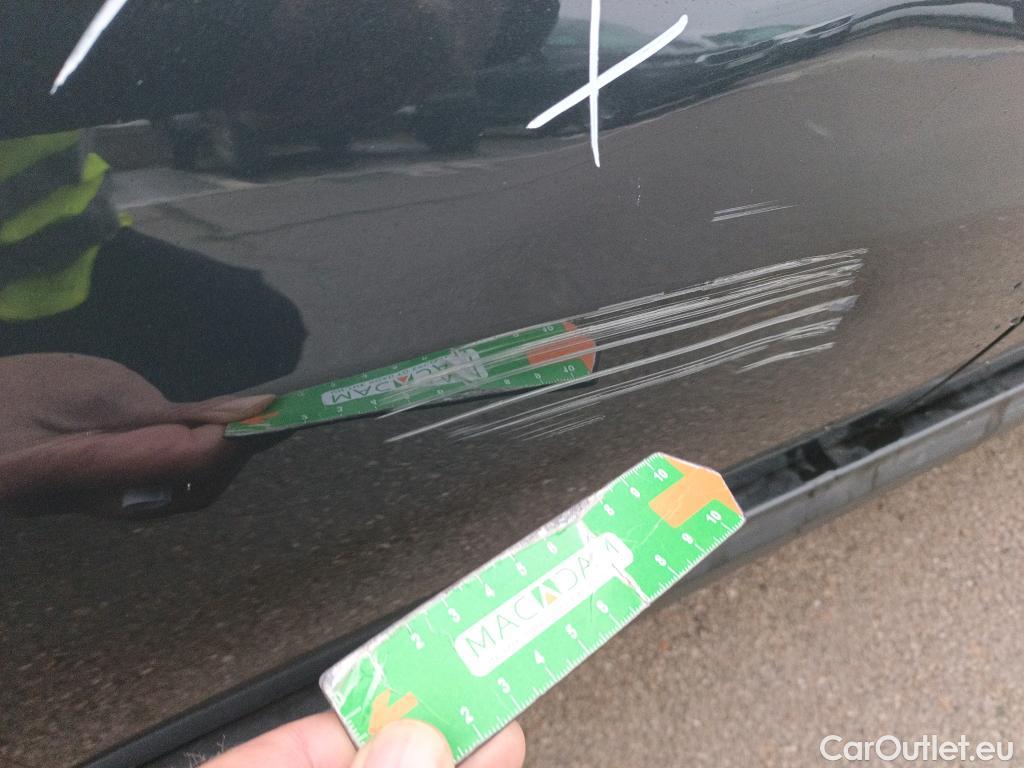  KIA  Sportage KIA  / 2018 / 5P / todoterreno 1.6 MHEV Business 100kW (136CV) 4x2 #2