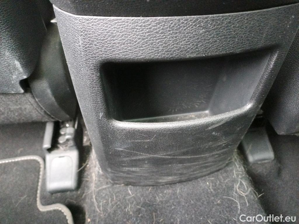  KIA  Sportage KIA  / 2022 / 5P / todoterreno 1.6 T-GDi HEV 171kW (230CV) Tech 4X2 #2