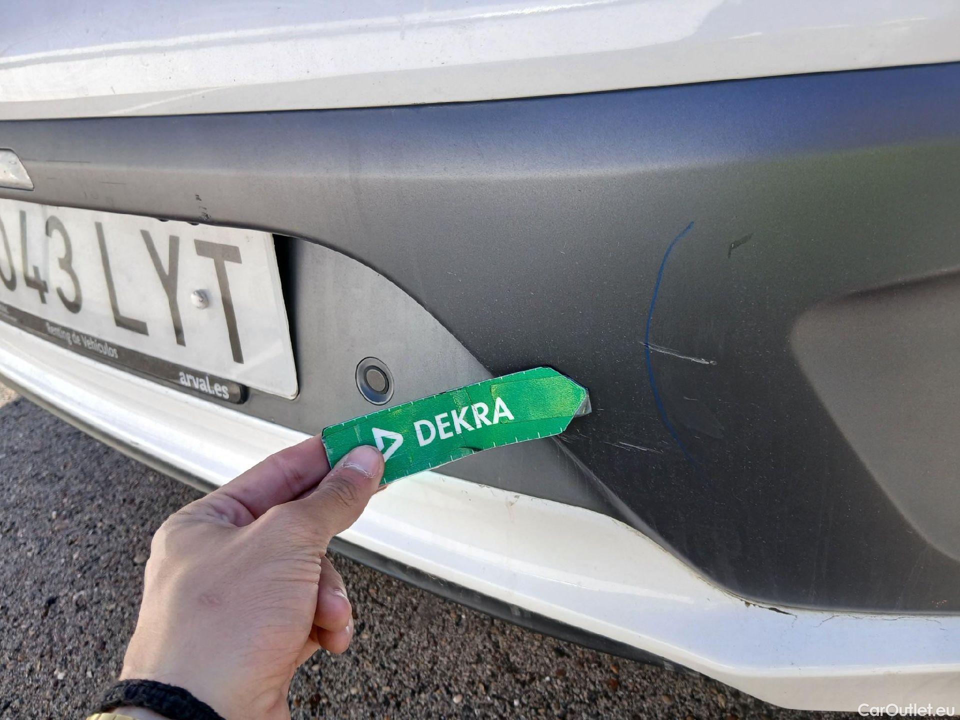  Hyundai   Ioniq HYUNDAI / 2019 / 5P / berlina con portón 1.6 GDI HEV Tecno DCT #23