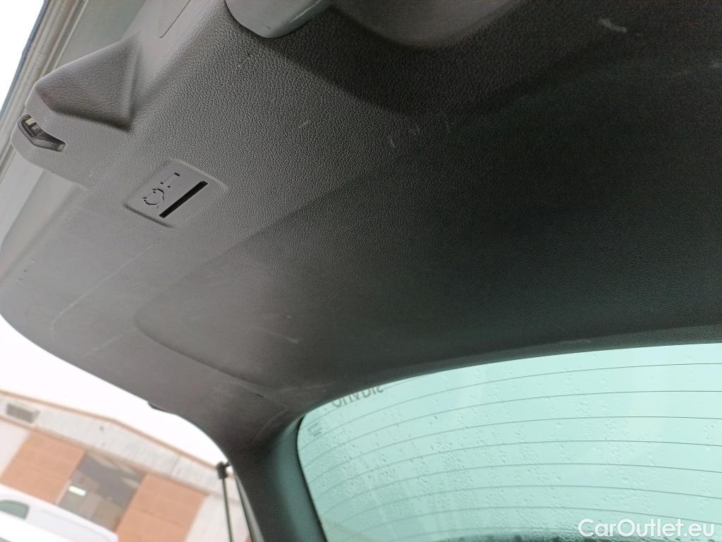  KIA  Sportage KIA  / 2022 / 5P / todoterreno 1.6 T-GDi HEV 171kW (230CV) Tech 4X2 #8