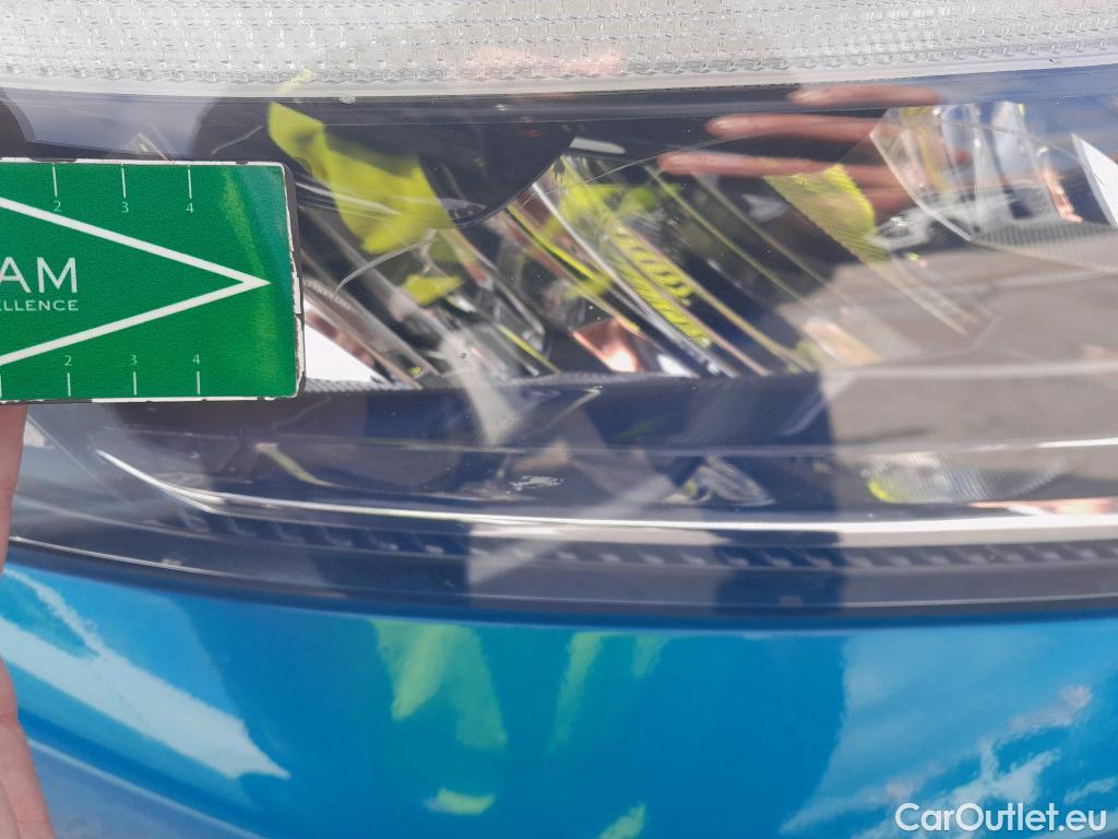  Hyundai  i20 HYUNDAI  / 2020 / 5P / berlina con portón 1.0 TGDI 74kW (100CV) 48V Tecno #3