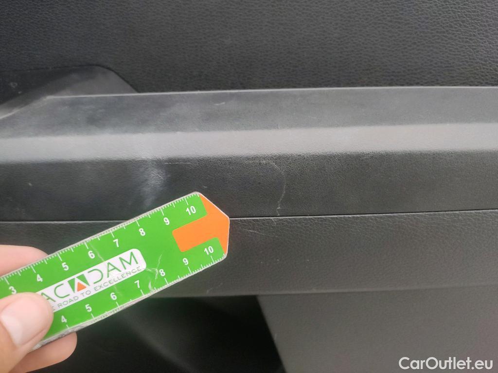  KIA  Sportage KIA  / 2022 / 5P / todoterreno 1.6 T-GDi 110kW (150CV) Concept 4x2 #22