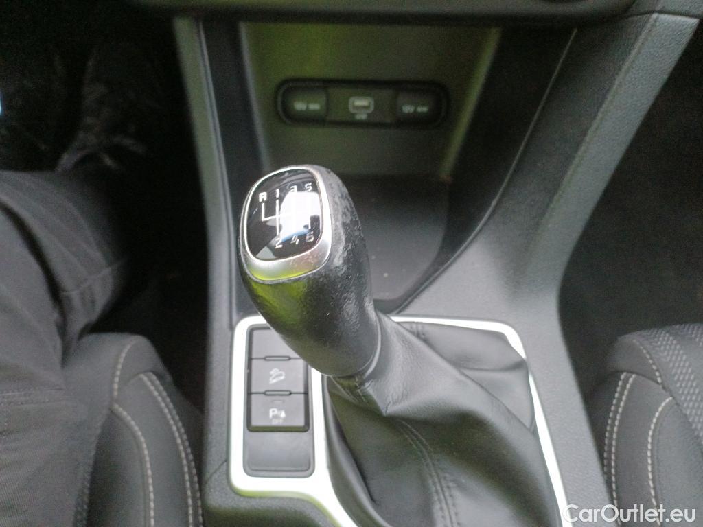  KIA  Sportage KIA  / 2018 / 5P / todoterreno 1.6 MHEV Business 100kW (136CV) 4x2 #15