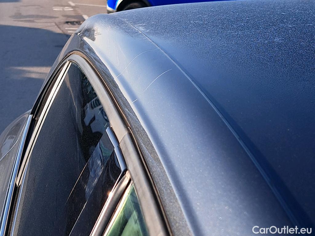  Renault  Megane RENAULT Mégane / 2015 / 5P / berlina con portón Zen TCe 103 kW (140CV) EDC GPF #7