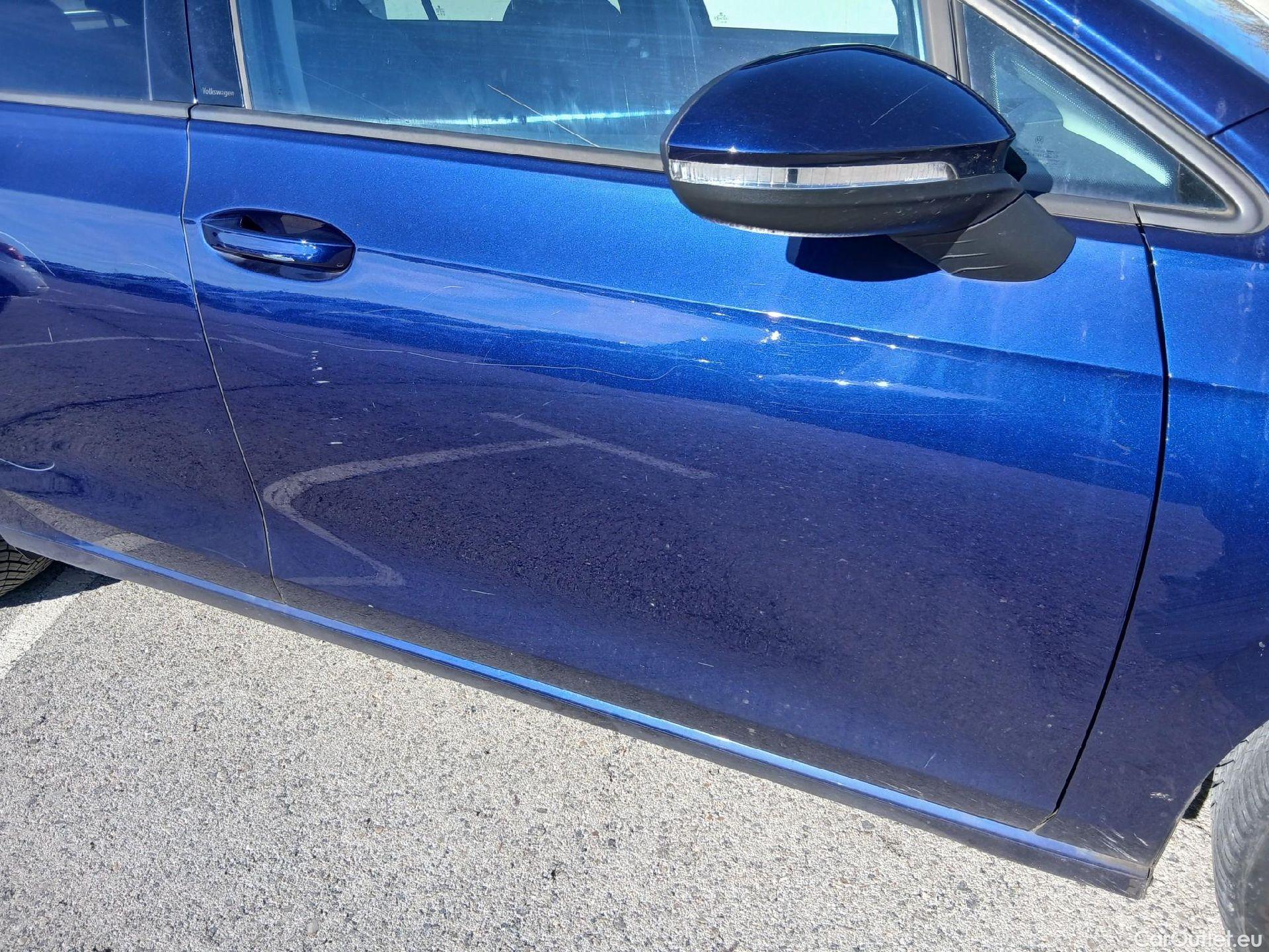  Volkswagen  Golf  VOLKSWAGEN / 2020 / 5P / berlina con portón Life 2.0 TDI 85kW (115CV) #36