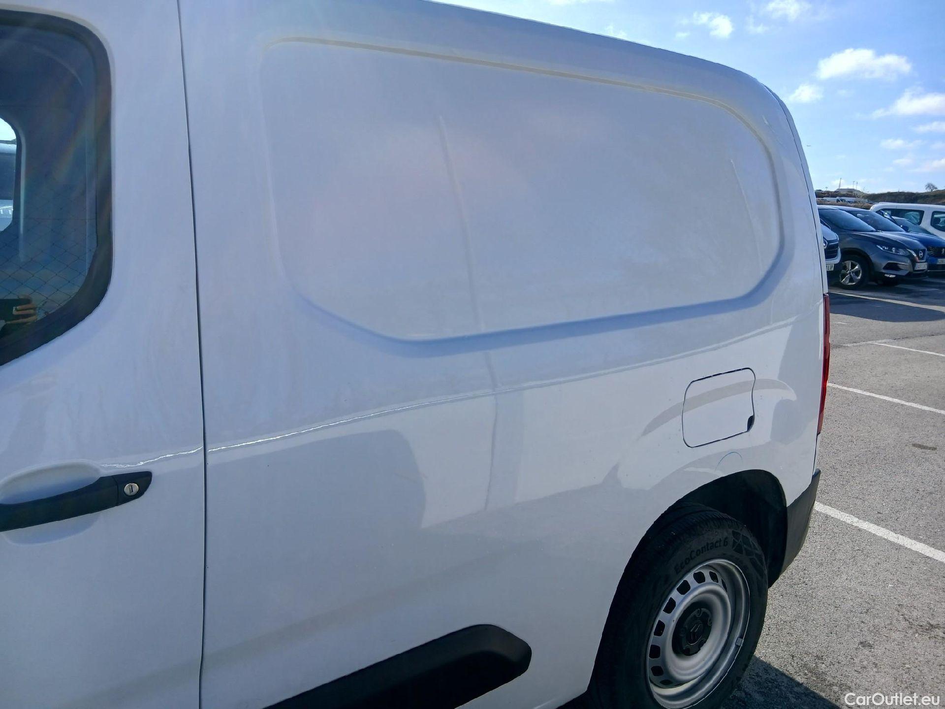  Citroen  Berlingo CITROEN  / 2018 / 3P / furgón derivado de turismo Talla M BlueHDi 100 CONTROL (AC2) #10