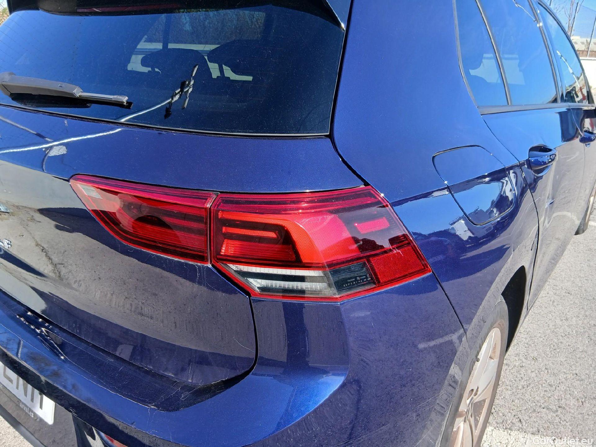  Volkswagen  Golf  VOLKSWAGEN / 2020 / 5P / berlina con portón Life 2.0 TDI 85kW (115CV) #23