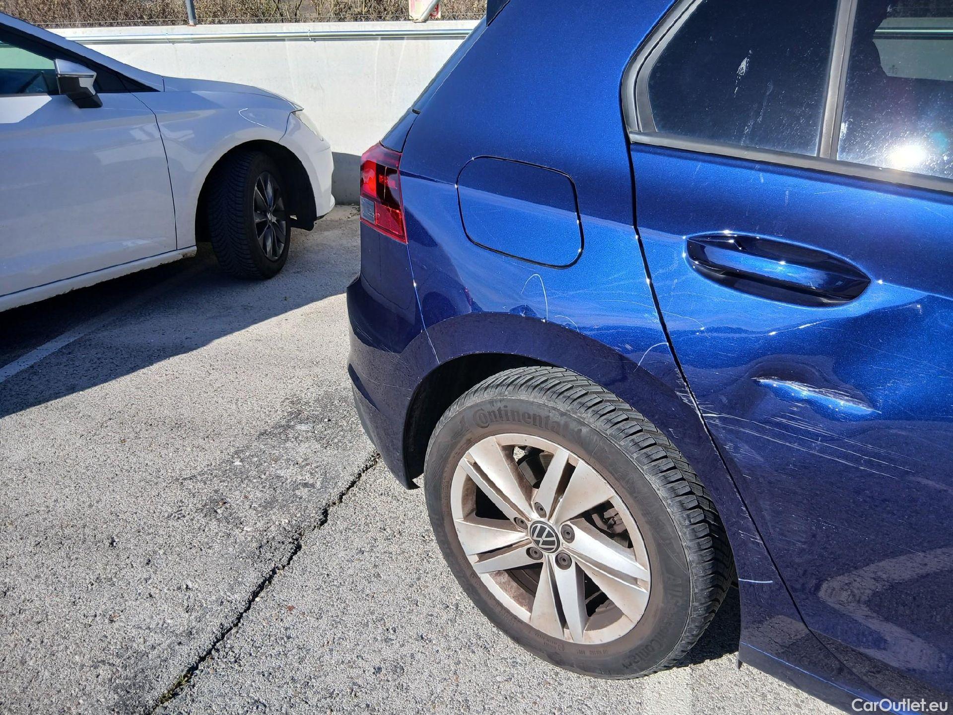  Volkswagen  Golf  VOLKSWAGEN / 2020 / 5P / berlina con portón Life 2.0 TDI 85kW (115CV) #25