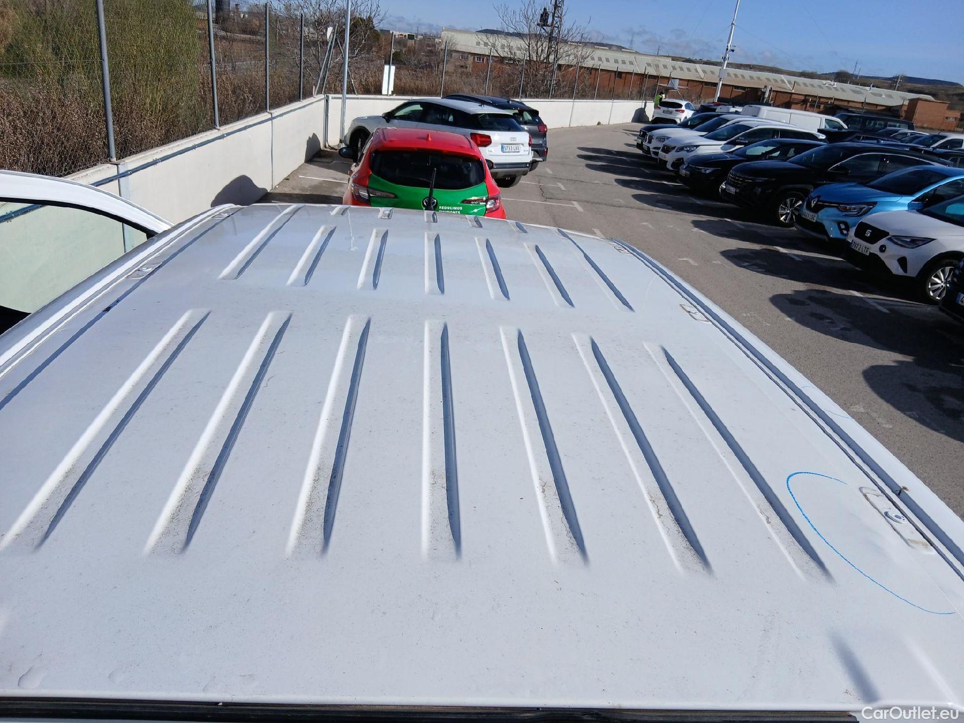  Citroen  Berlingo CITROEN  / 2018 / 3P / furgón derivado de turismo Talla M BlueHDi 100 CONTROL (AC2) #31