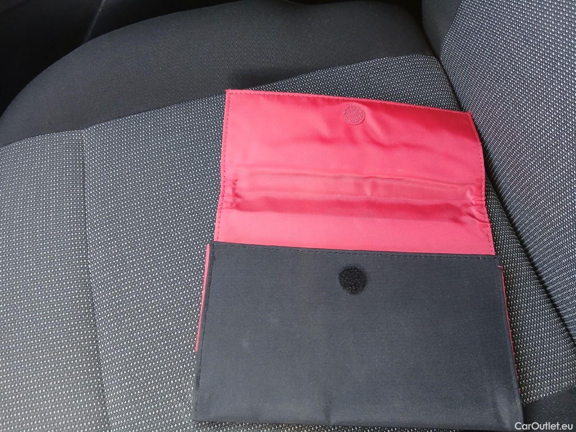  Citroen  Berlingo CITROEN  / 2018 / 3P / furgón derivado de turismo Talla M BlueHDi 100 CONTROL (AC2) #3