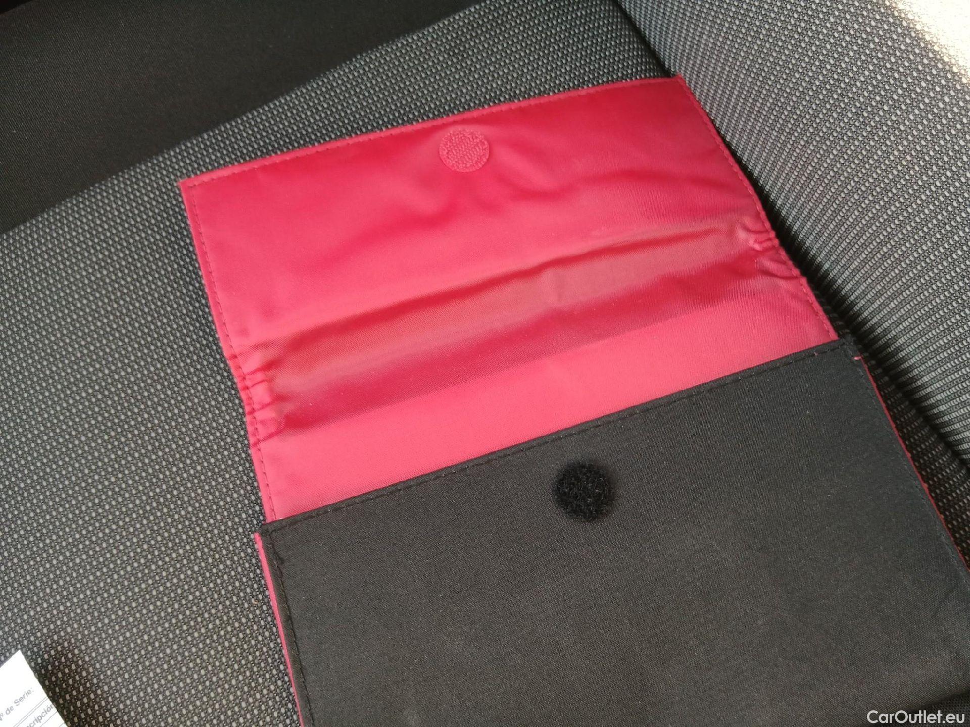  Citroen  Berlingo CITROEN  / 2018 / 3P / furgón derivado de turismo Talla M BlueHDi 100 CONTROL (AC2) #1