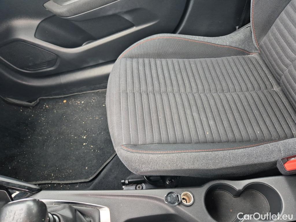  Peugeot  208 PEUGEOT  / 2019 / 5P / berlina con portón BlueHDi 73kW (100CV) Active Pack (AC) #2