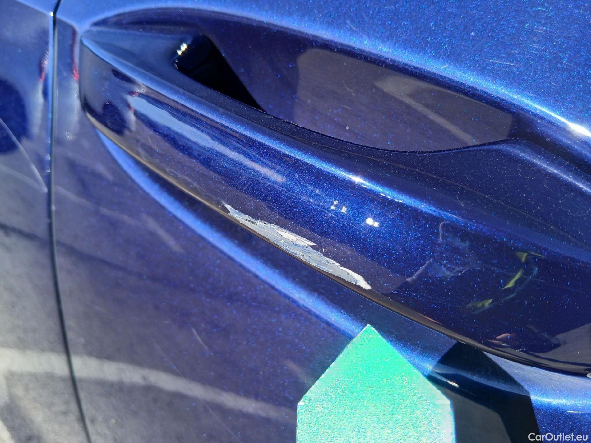  Volkswagen  Golf  VOLKSWAGEN / 2020 / 5P / berlina con portón Life 2.0 TDI 85kW (115CV) #34