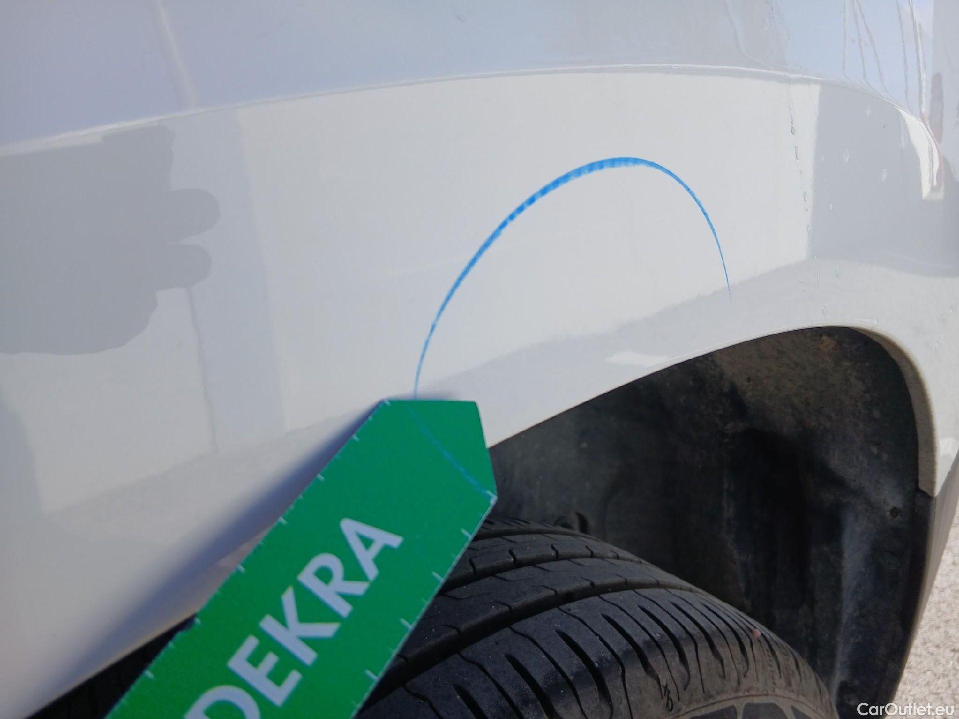  Citroen  Berlingo CITROEN  / 2018 / 3P / furgón derivado de turismo Talla M BlueHDi 100 CONTROL (AC2) #9