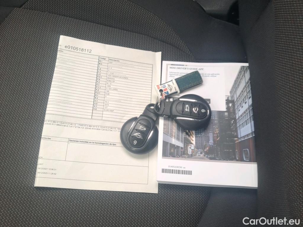  Mini  Cooper MINI MINI / 2021 / 5P / berlina con portón  5 PUERTAS #8