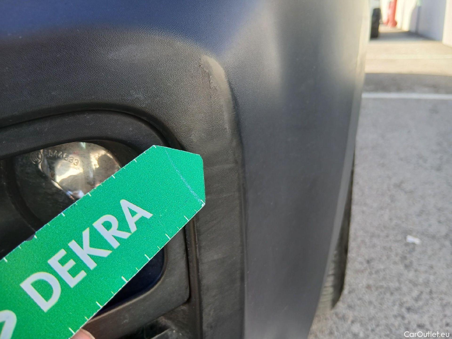  Citroen  Berlingo CITROEN  / 2018 / 3P / furgón derivado de turismo Talla M BlueHDi 100 CONTROL (AC2) #6