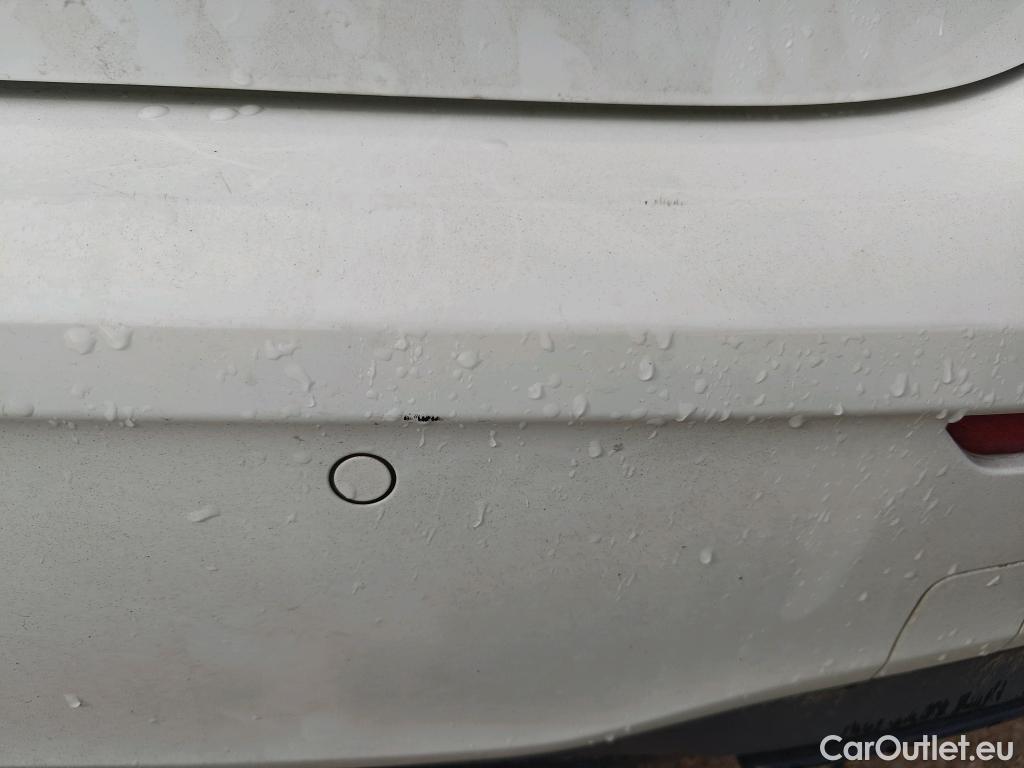  Mercedes  A-Klasse MERCEDES-BENZ Clase A / 2018 / 5P / berlina con portón A 180 d #38