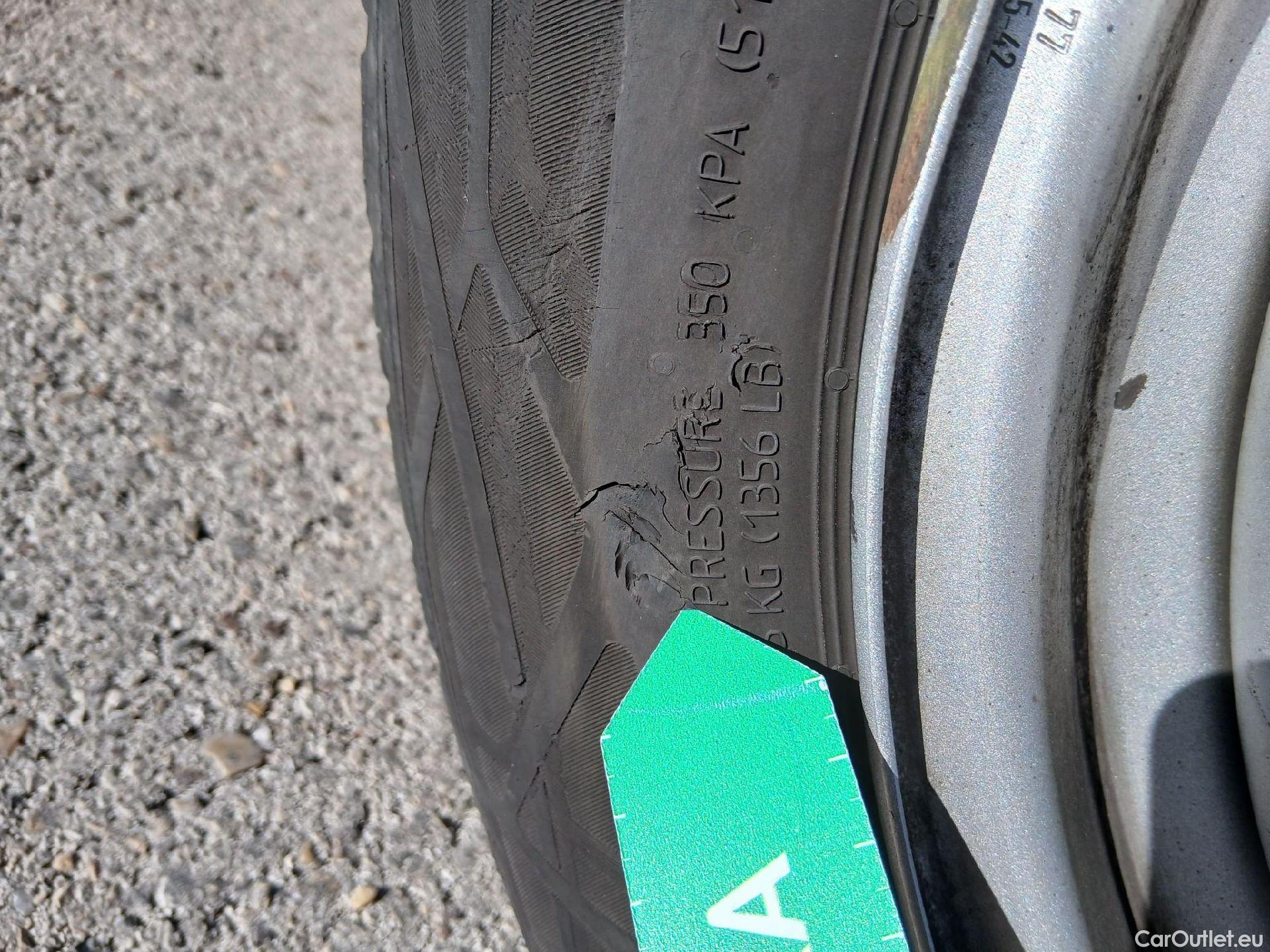  Citroen  Berlingo CITROEN  / 2018 / 3P / furgón derivado de turismo Talla M BlueHDi 100 CONTROL (AC2) #22