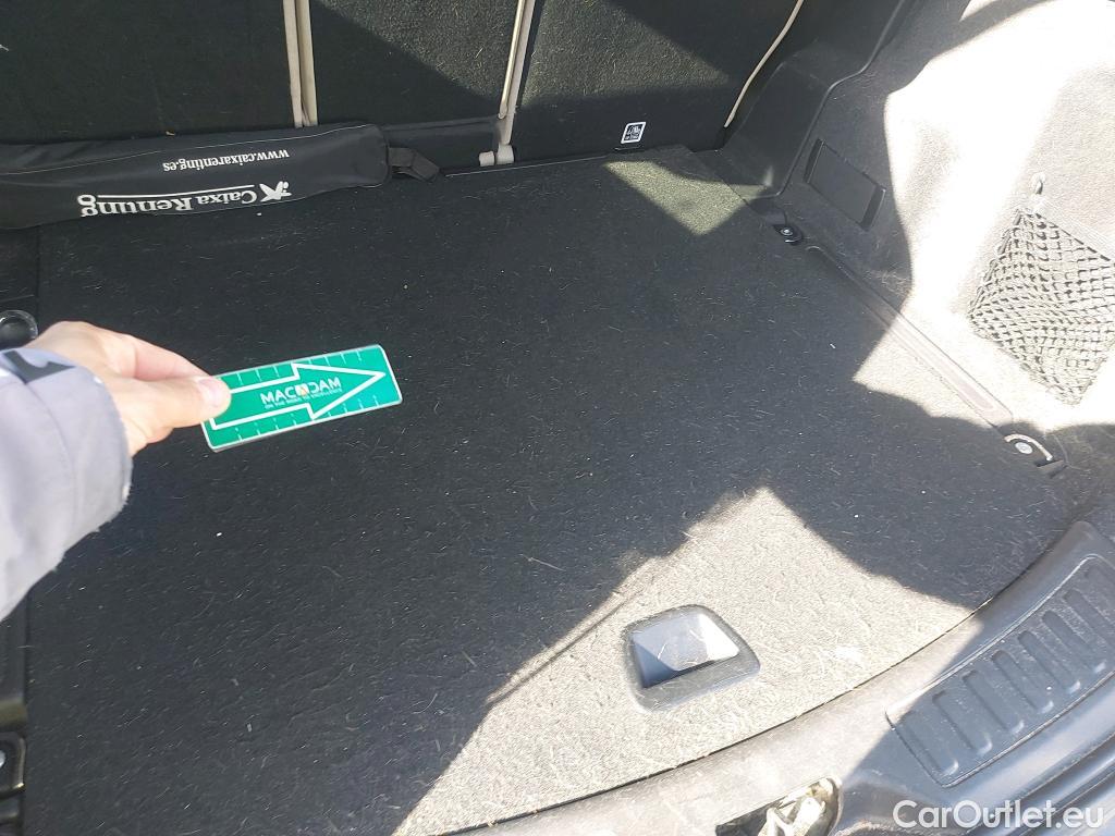  Land Rover  Discovery LAND ROVER  Sport / 2019 / 5P / todoterreno 2.0D I4-L.Flw 150 PS AWD MHEV Auto S #19