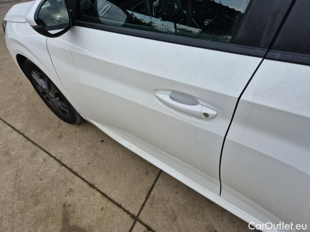  Peugeot  208 PEUGEOT  / 2019 / 5P / berlina con portón BlueHDi 73kW (100CV) Active Pack (AC) #6