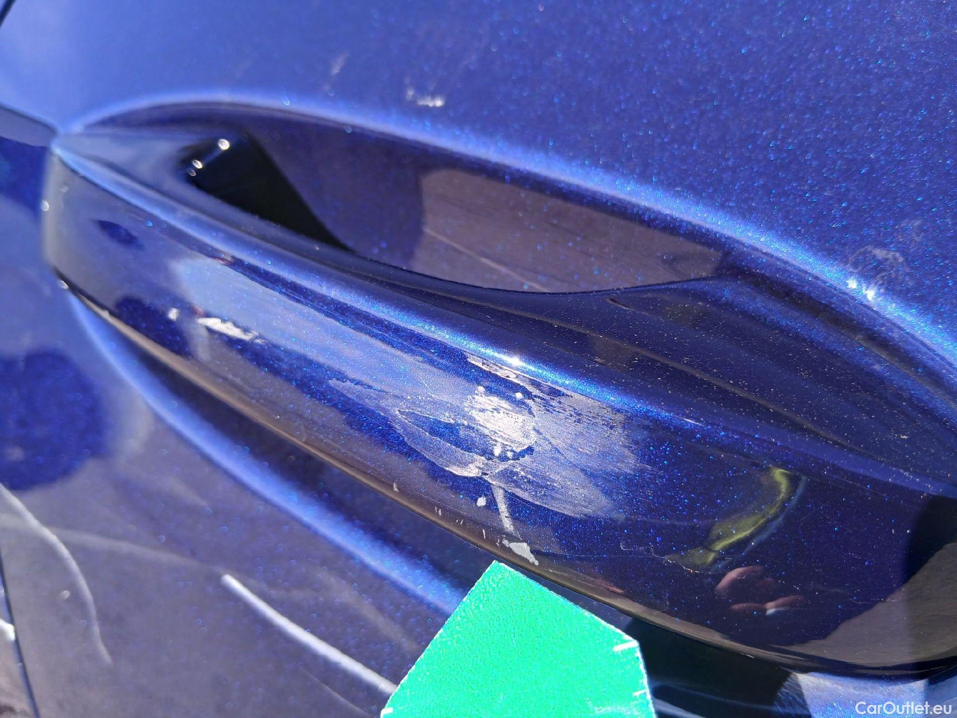  Volkswagen  Golf  VOLKSWAGEN / 2020 / 5P / berlina con portón Life 2.0 TDI 85kW (115CV) #29