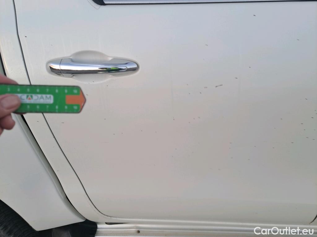  Toyota  Hilux TOYOTA  / 2020 / 4P / pickup 2.8 D-4D 150kW (204CV) Cabina Doble VX #20