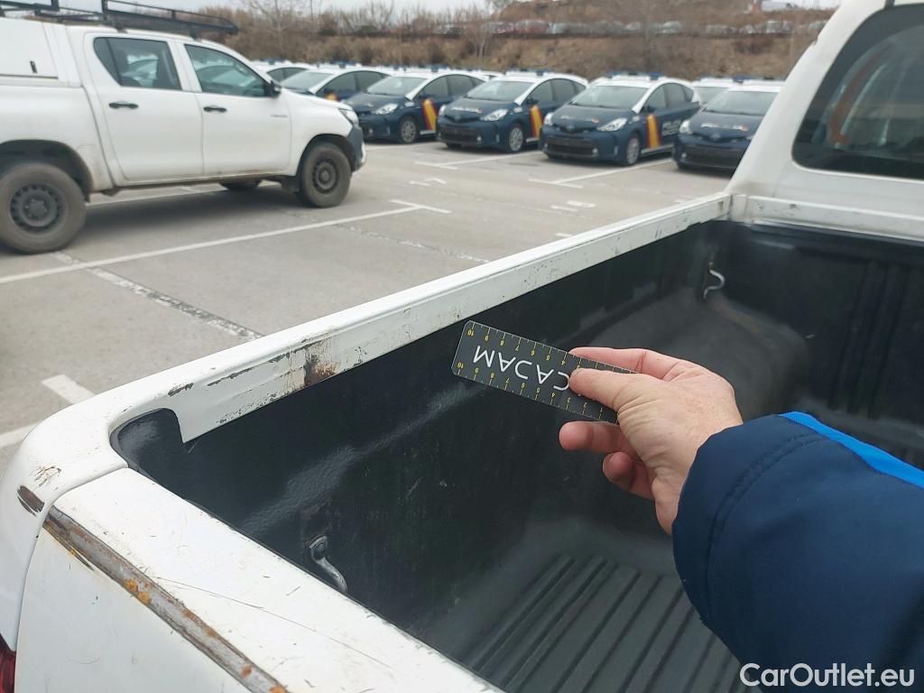  Toyota  Hilux TOYOTA  / 2016 / 4P / pickup 2.4 D-4D Cabina Doble GX #37