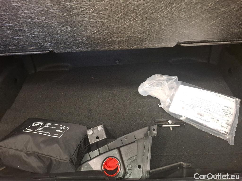  Bmw  Serie 1 BMW Série 1 / 2019 / 5P / Berline 116i DKG7 Business Design #14