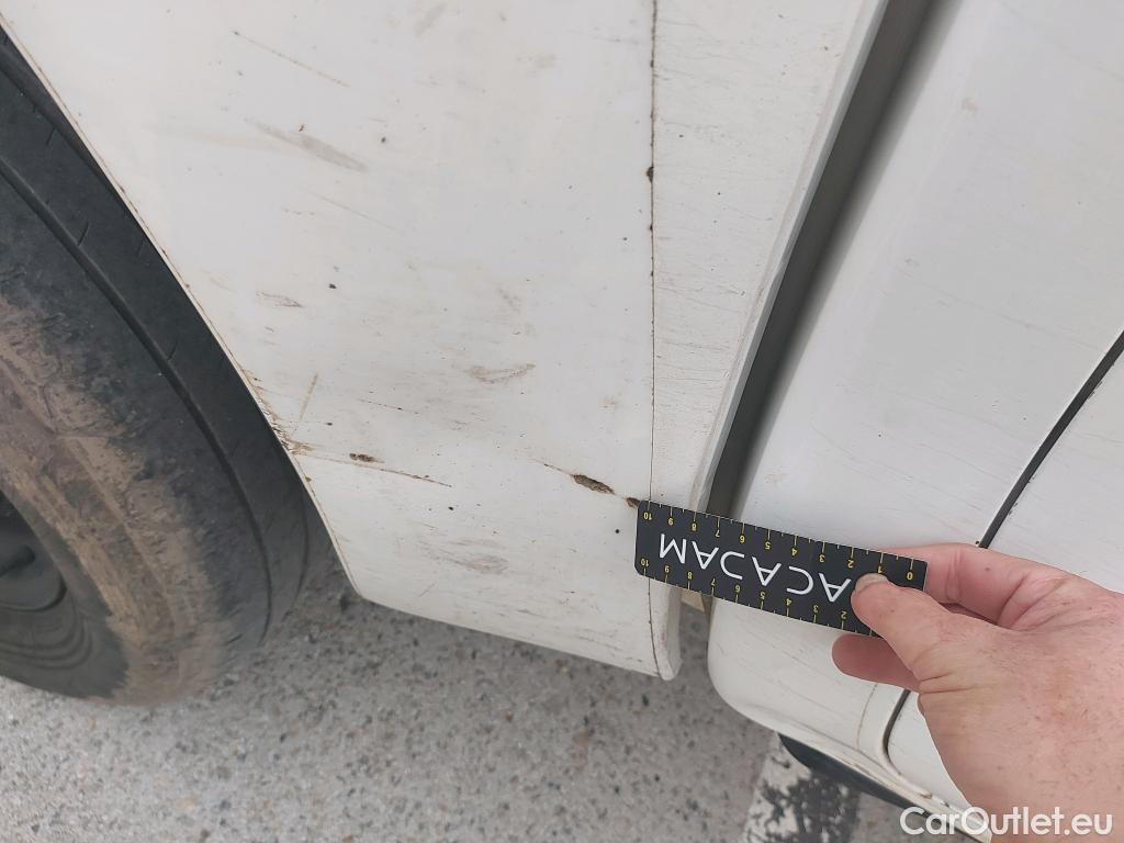  Toyota  Hilux TOYOTA  / 2016 / 4P / pickup 2.4 D-4D Cabina Doble GX #10