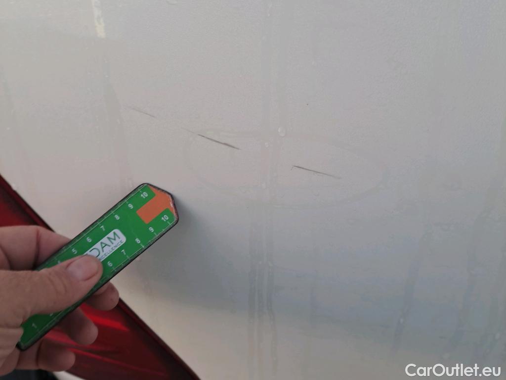  Toyota  Hilux TOYOTA  / 2020 / 4P / pickup 2.8 D-4D 150kW (204CV) Cabina Doble VX #35