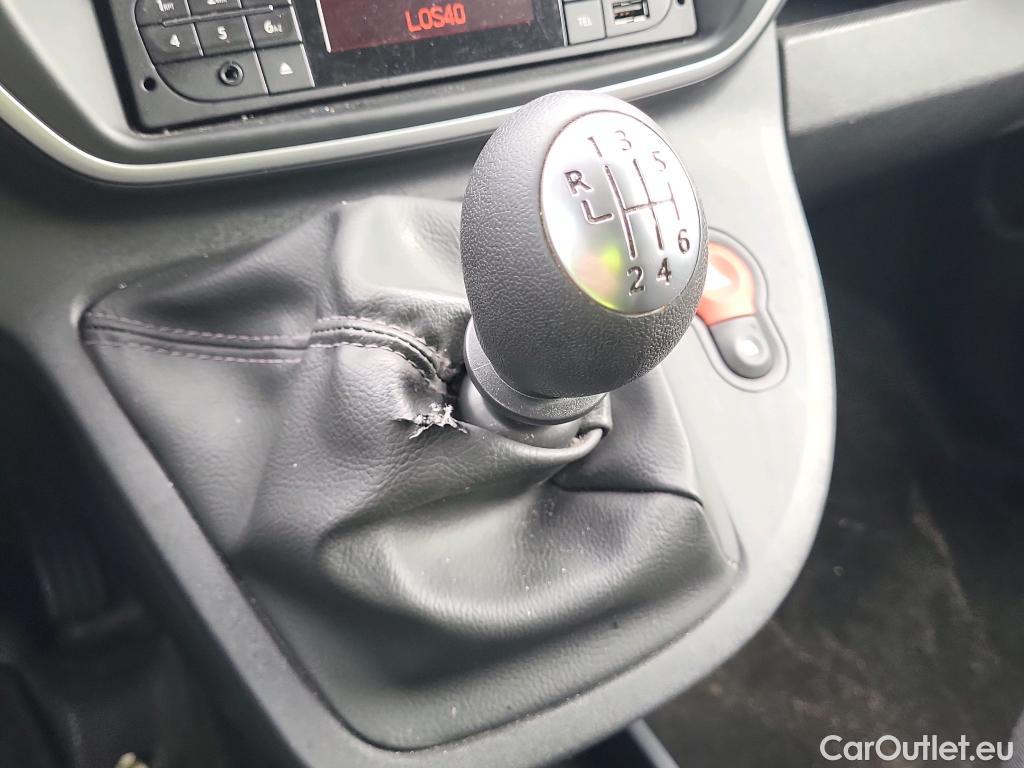  Renault  Kangoo RENAULT  Furgón/2013/3P/furgón derivado de turismo Profesional Blue dCi 59 kW (80CV) #26