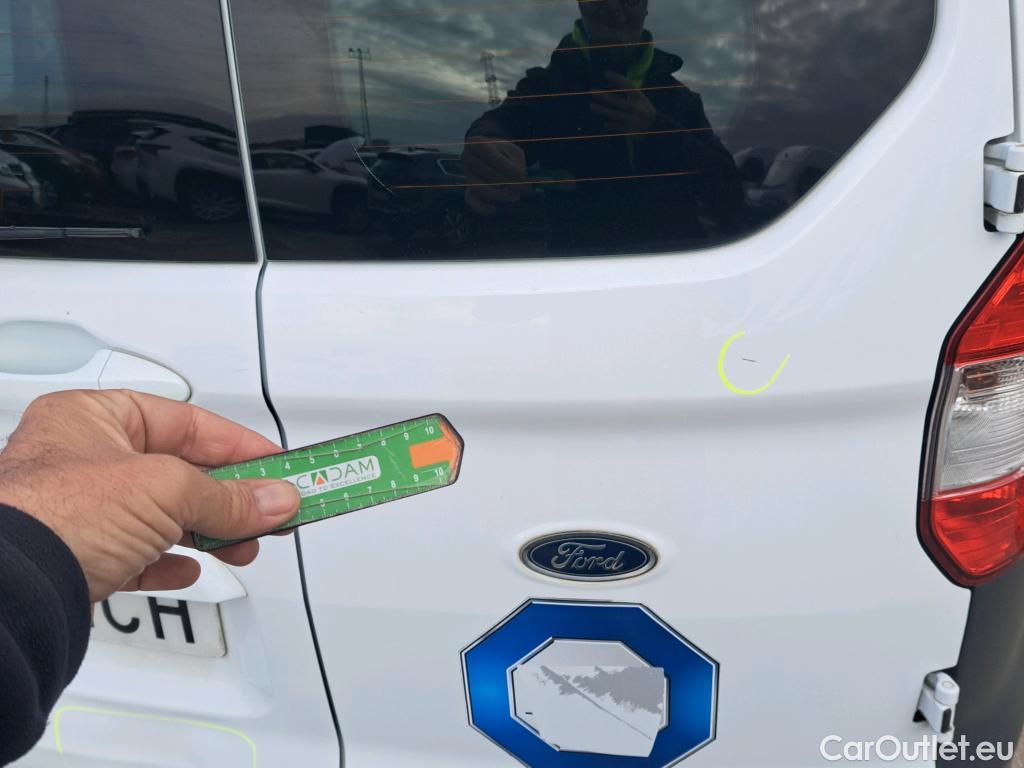  Ford  Transit Connect FORD Transit Courier / 2014 / 4P / combi Kombi 1.5 TDCi 56kW Trend #46