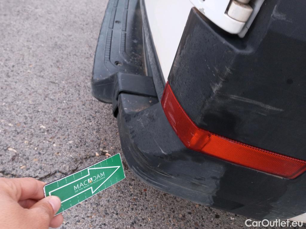  Volkswagen  Crafter VOLKSWAGEN  / 2017 / 4P / furgón 30 Furgón BM TN L3H2 2.0TDI 75kW (102CV) #39