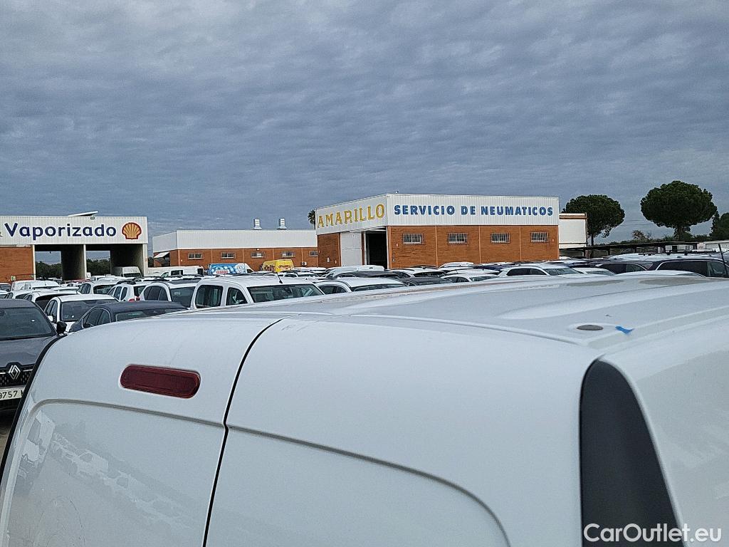  Renault  Kangoo RENAULT  Furgón/2013/3P/furgón derivado de turismo Profesional Blue dCi 59 kW (80CV) #18