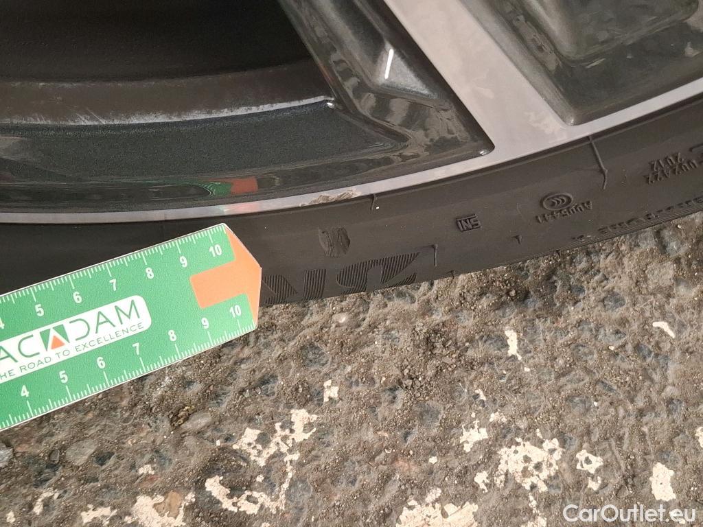  Bmw  Serie 1 BMW Série 1 / 2019 / 5P / Berline 116i DKG7 Business Design #2