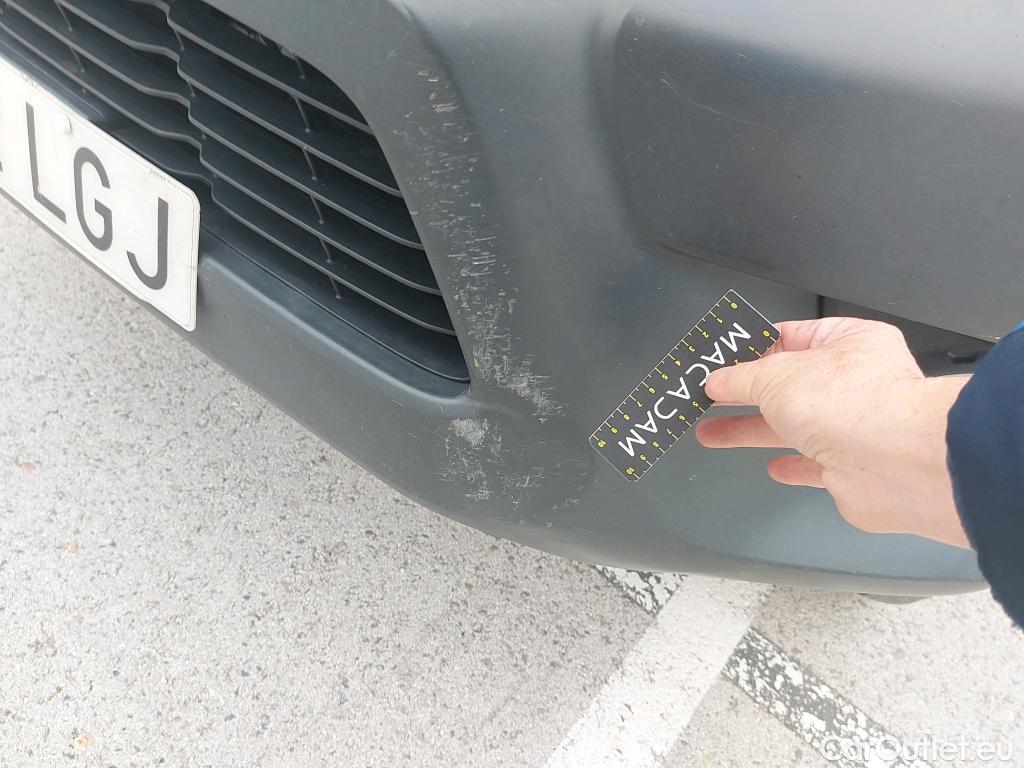  Toyota  Hilux TOYOTA  / 2016 / 4P / pickup 2.4 D-4D Cabina Doble GX #64