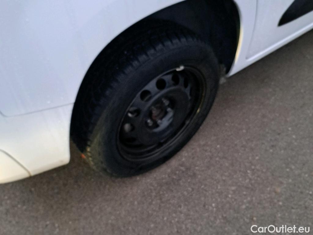  Opel  Combo OPEL  Life / 2018 / 5P / combi 1.5 TD 75kW Business Edition Plus L1 N1 #19