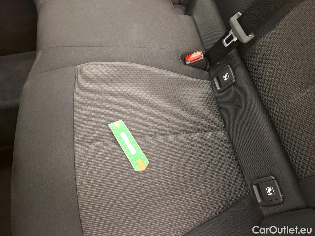  Bmw  Serie 1 BMW Série 1 / 2019 / 5P / Berline 116i DKG7 Business Design #18