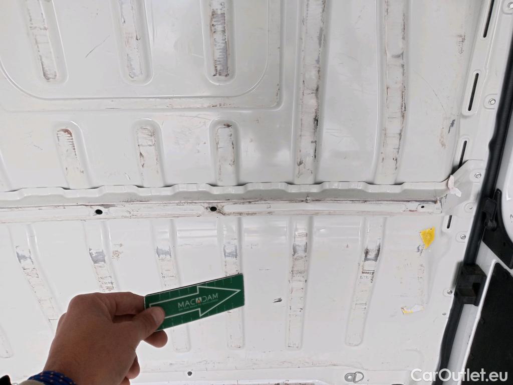  Peugeot  Boxer PEUGEOT  / 2014 / 4P / furgón 333 L2 H2 BHDI 88kW (120CV) S&S 6 V. M #18