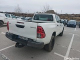  Toyota  Hilux TOYOTA  / 2016 / 4P / pickup 2.4 D-4D Cabina Doble GX #2