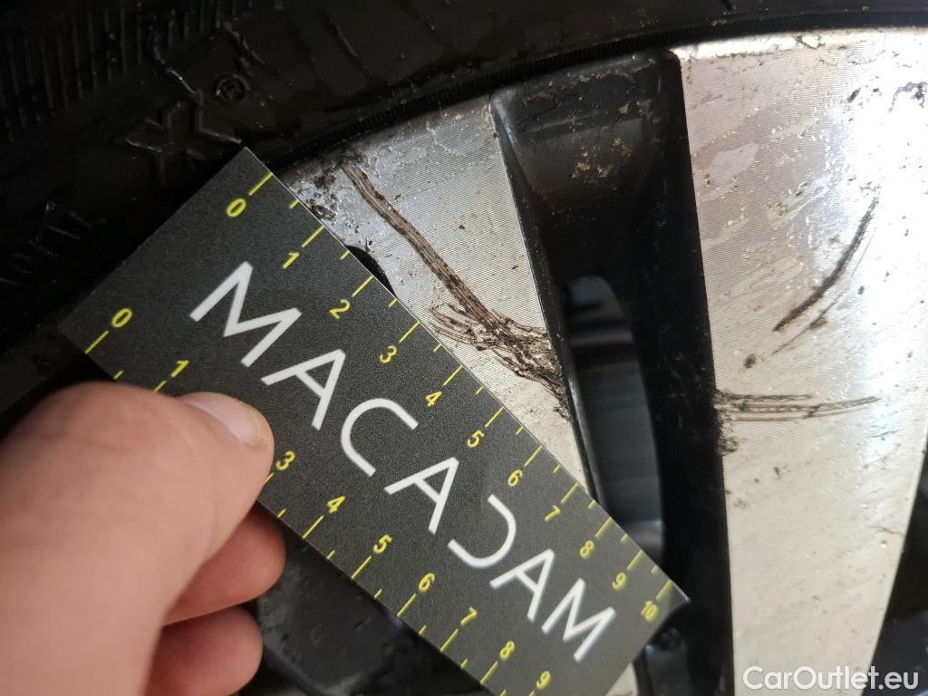  Peugeot  5008  Allure Business 1.5 HDi 130CV BVA8 E6dT #36