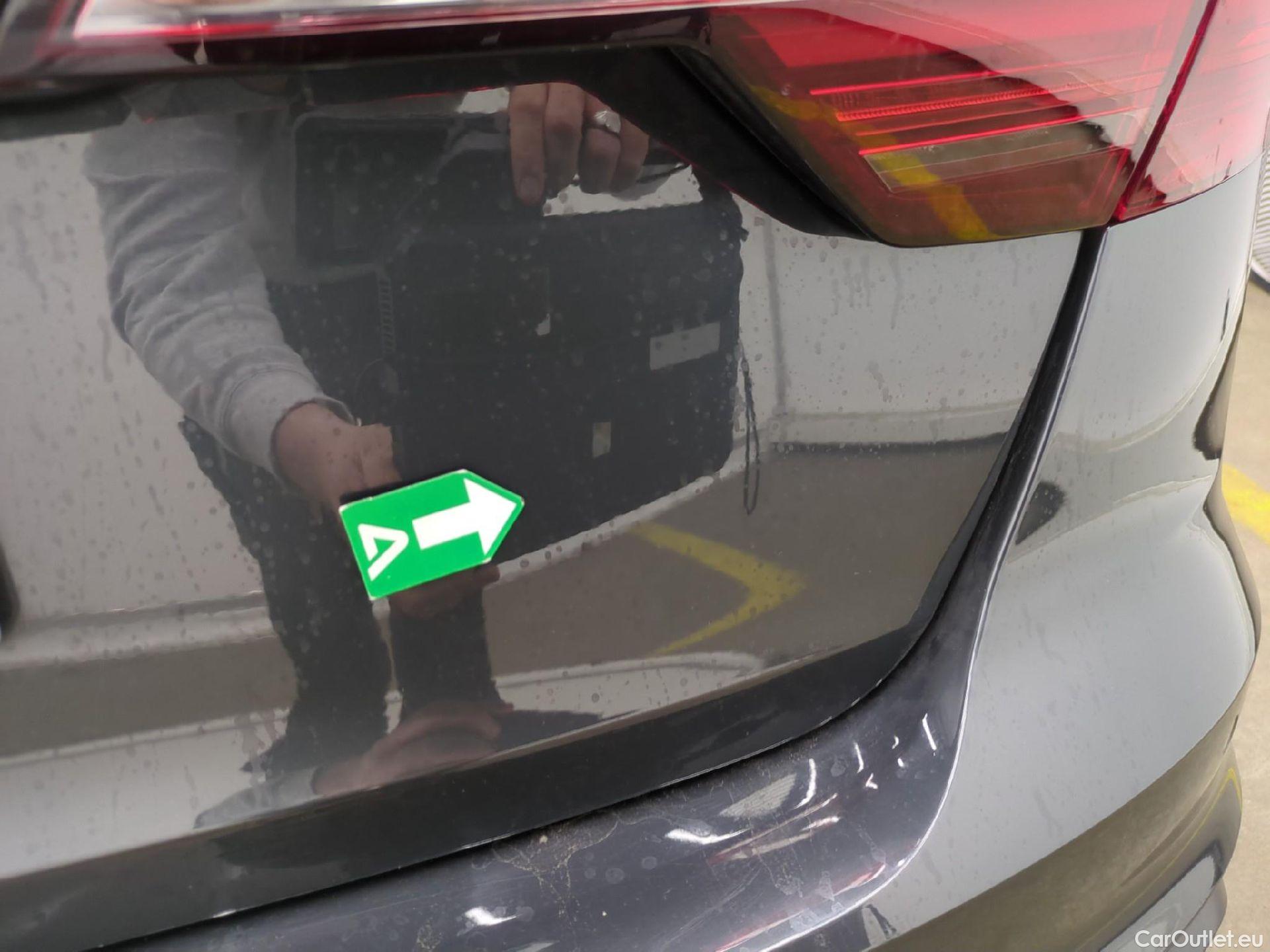  Audi  A4  Avant 35 TDI Business Line 2.0 TDI 165CV BVA7 E6d #43