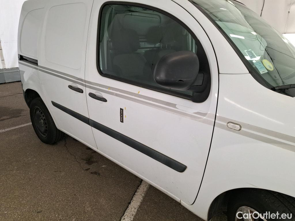  Renault  Kangoo  Express Extra (Série Spéciale) 1.5 dCi 75CV BVM5 E6 #32